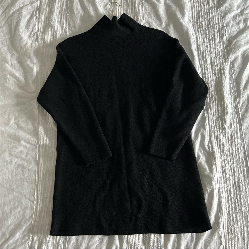 Aritzia Babaton Black Sweater Dress